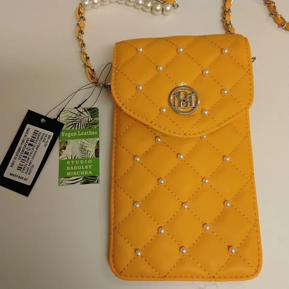 Badgley Mischka Limited Edition Yellow Vegan Quilted Studded Pearls Phon…